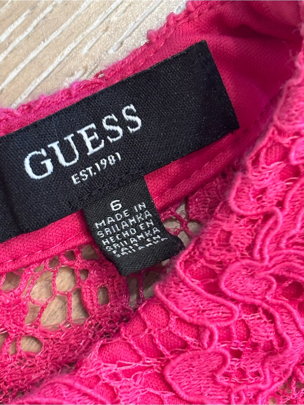 Guess Hot Pink Lace keyhole Bodycon Midi Dress Size 6 Cocktail - Picture 5 of 9